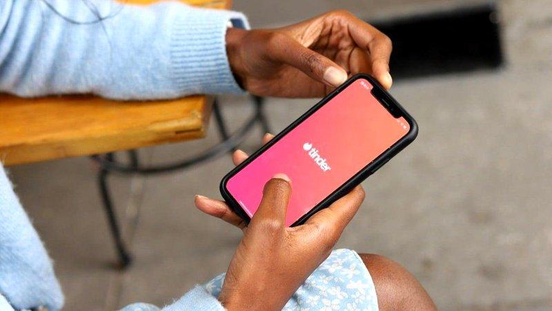 Czy popularność Tindera rośnie w Polsce?