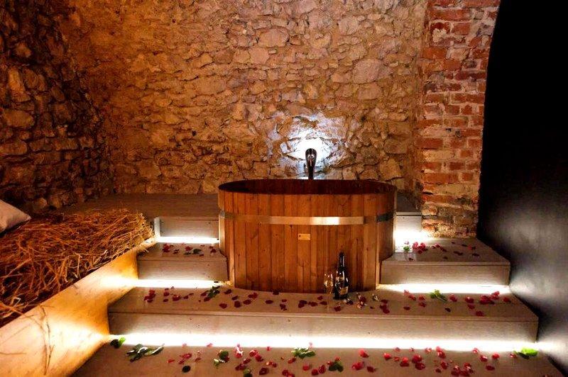 Czym kierować się wybierając miejsce na randkę wieczorem?