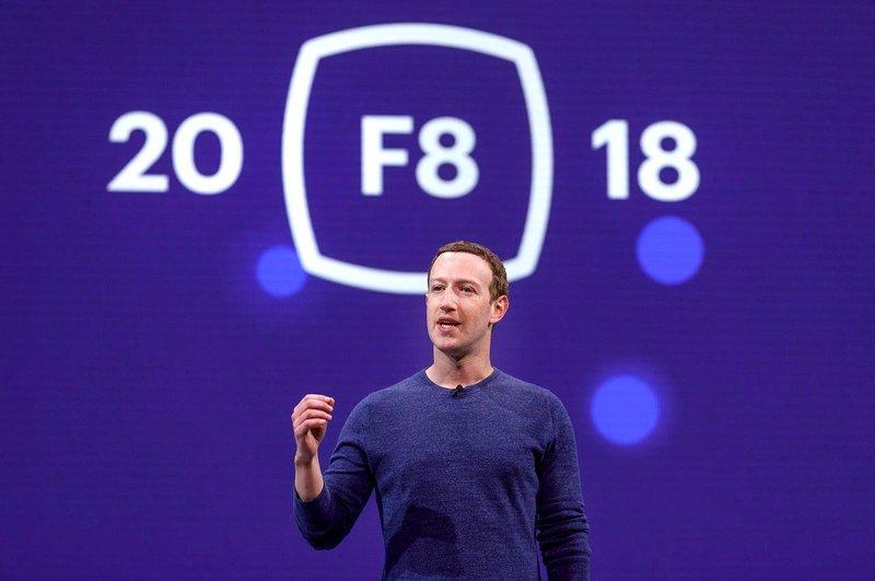 Dlaczego warto założyć portal randkowy na Facebooku?