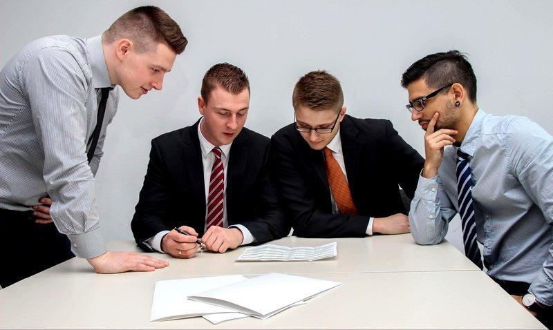 Jak rozpocząć rozmowę o finansach z partnerem