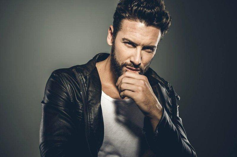 Jak rozpoznać wzrok zauroczonego mężczyzny